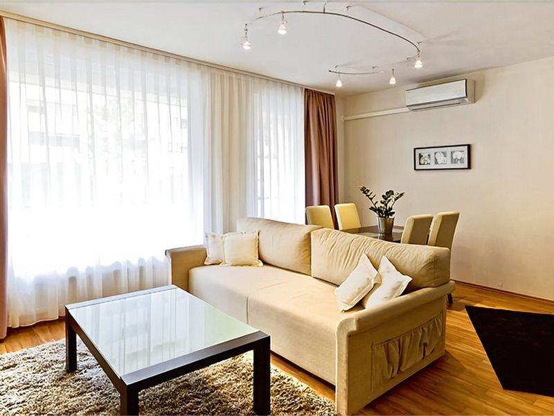 Corvin Lux Aparthotel Budapest Eksteriør bilde