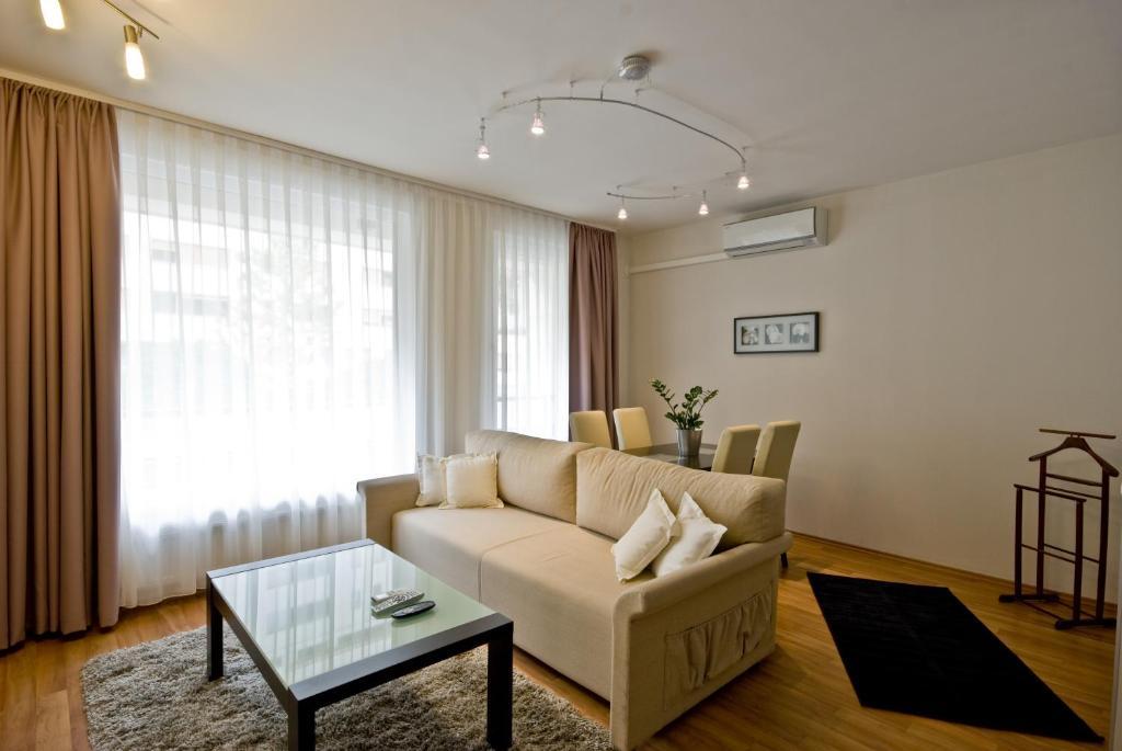 Corvin Lux Aparthotel Budapest Rom bilde