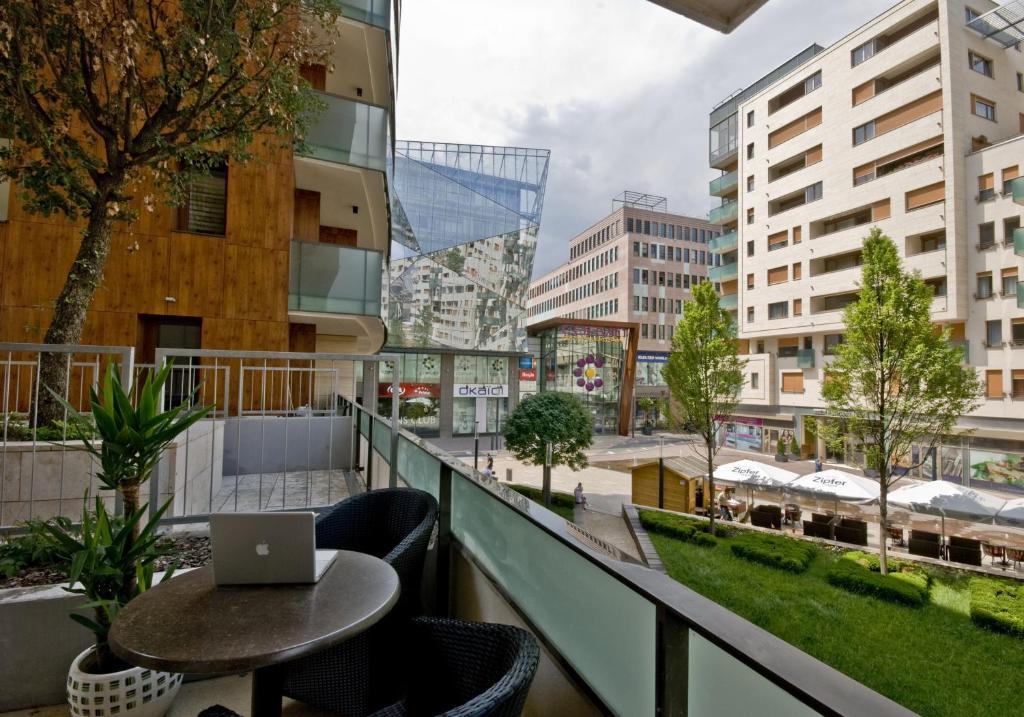 Corvin Lux Aparthotel Budapest Rom bilde