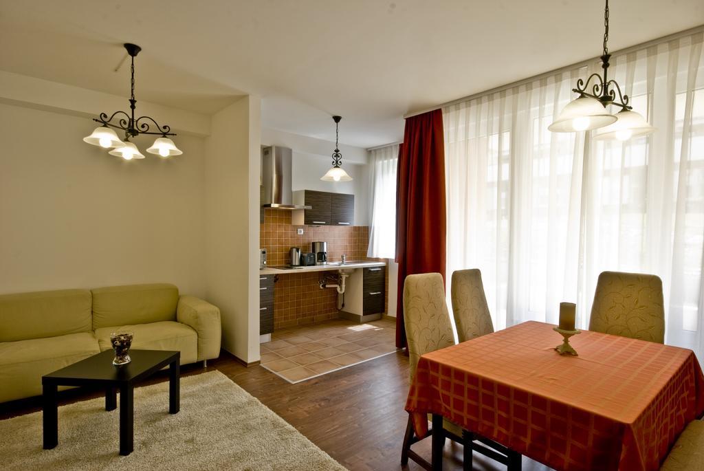Corvin Lux Aparthotel Budapest Eksteriør bilde