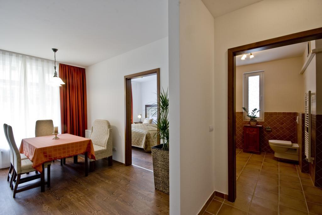 Corvin Lux Aparthotel Budapest Eksteriør bilde
